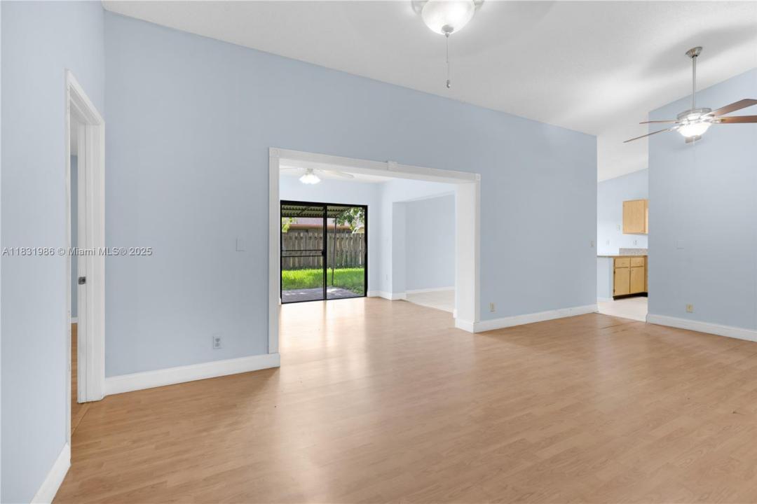 3160 NW 108th Ter, Sunrise, Floryda 33351, USA