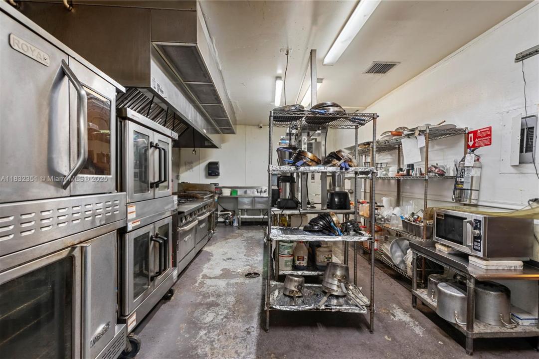 NW CONFIDENTIAL CATERING, Miami, فلوريدا 33166, الولايات المتحدة