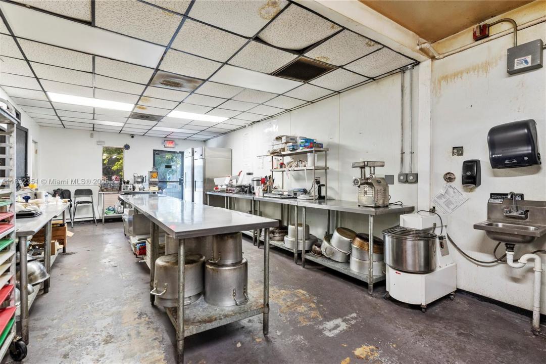 NW CONFIDENTIAL CATERING, Miami, فلوريدا 33166, الولايات المتحدة