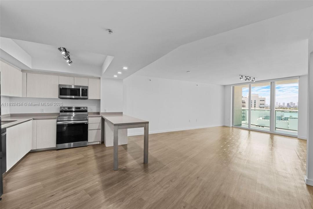 1500 Bay Rd M-0823, Miami Beach, Florida 33139, Estados Unidos
