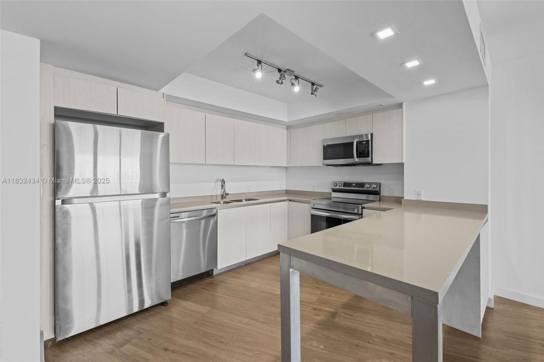 1500 Bay Rd M-0823, Miami Beach, Florida 33139, Estados Unidos
