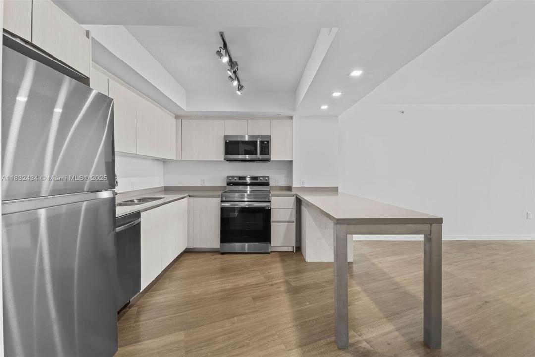 1500 Bay Rd M-0823, Miami Beach, Florida 33139, Estados Unidos