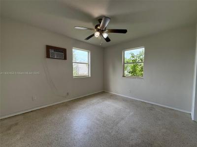 900 SW 5th St 2, Hallandale Beach, Florida 33009, USA