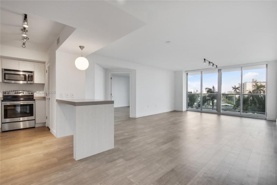 1500 Bay Rd M-0414, Miami Beach, Florida 33139