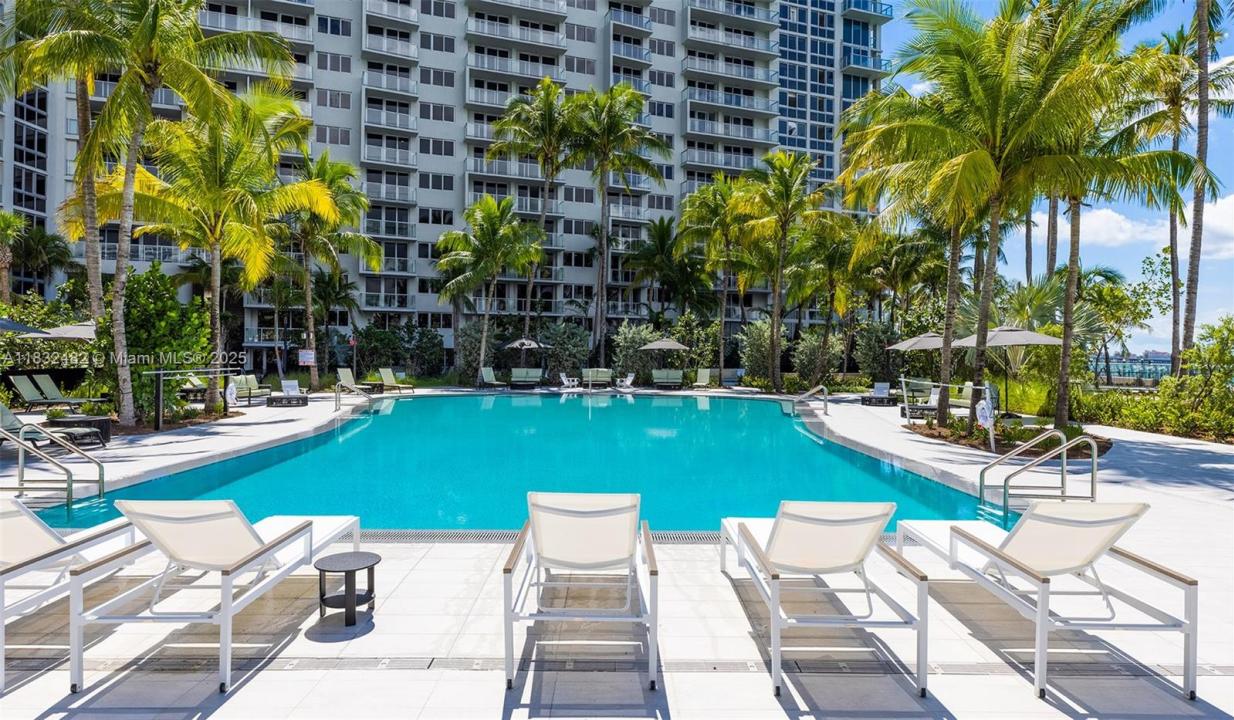 1500 Bay Rd T-1414, Miami Beach, Florida 33139, Estados Unidos