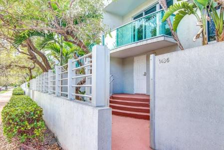 1500 Bay Rd T-1414, Miami Beach, Florida 33139, USA
