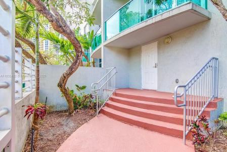 1500 Bay Rd T-1414, Miami Beach, Florida 33139, USA