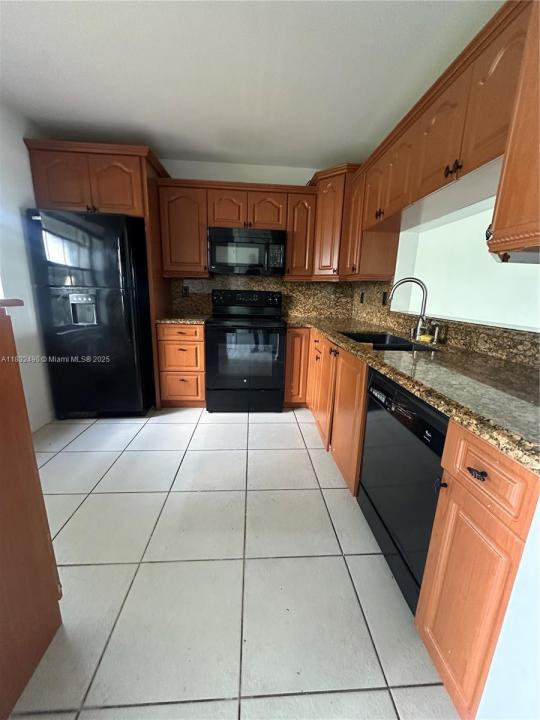10431 NW 3rd St, Pembroke Pines, 佛罗里达州 33026, 美国
