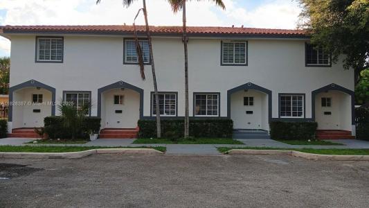 976 N 18th Ct, Hollywood, Florida 33020, USA