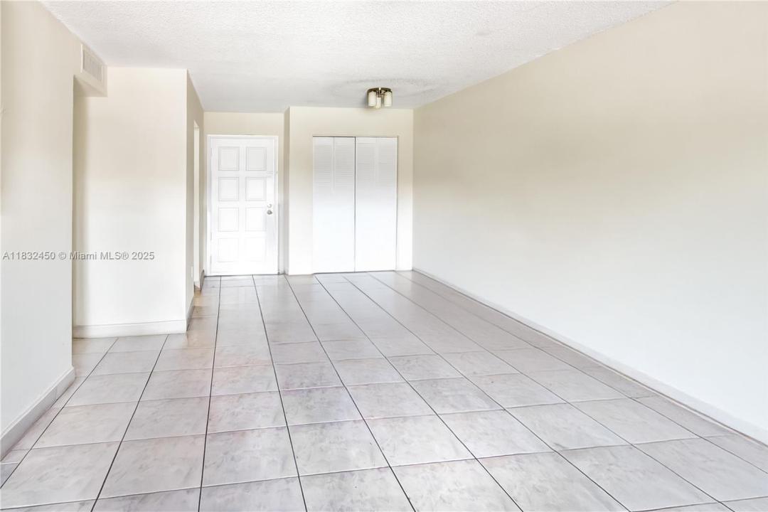 1755 W 60th St D206, Hialeah, Florida 33012