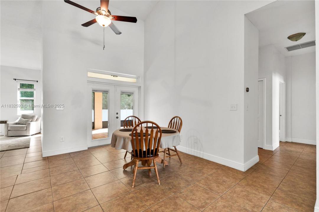 334 colony st, Kissimmee, Floride 34758, États-Unis