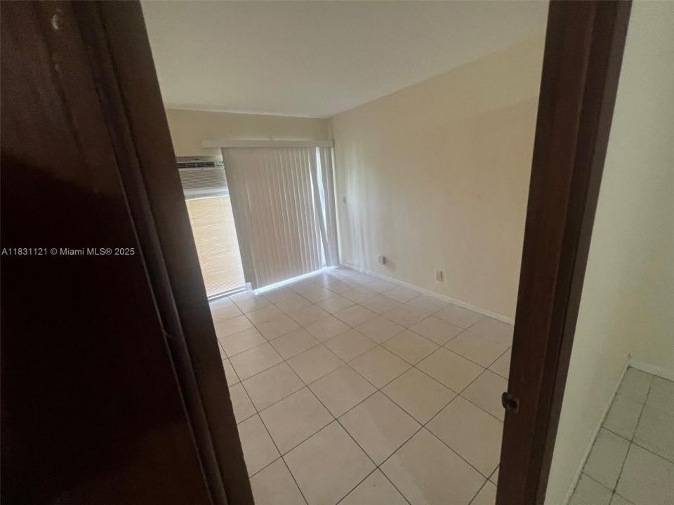 6580 Santona St A10, Coral Gables, Florida 33146