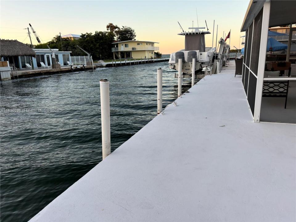 235 Ann Bonny Dr N/A, Key Largo, フロリダ 33037, アメリカ合衆国