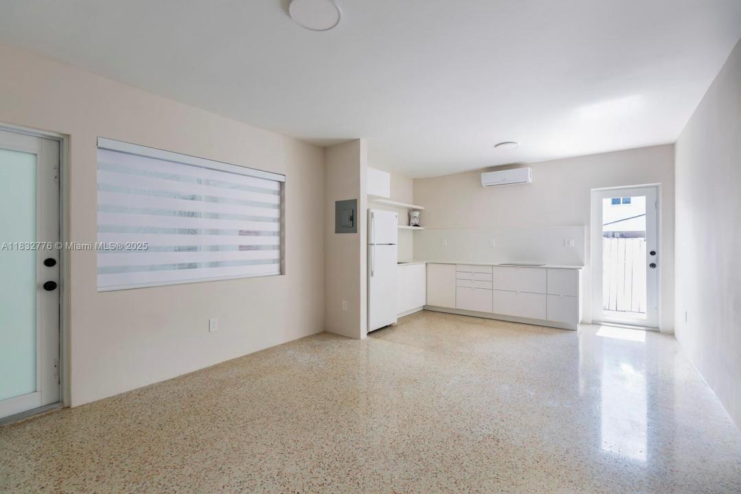 7800 NE 10th Ct 3, Miami, Floride 33138, États-Unis