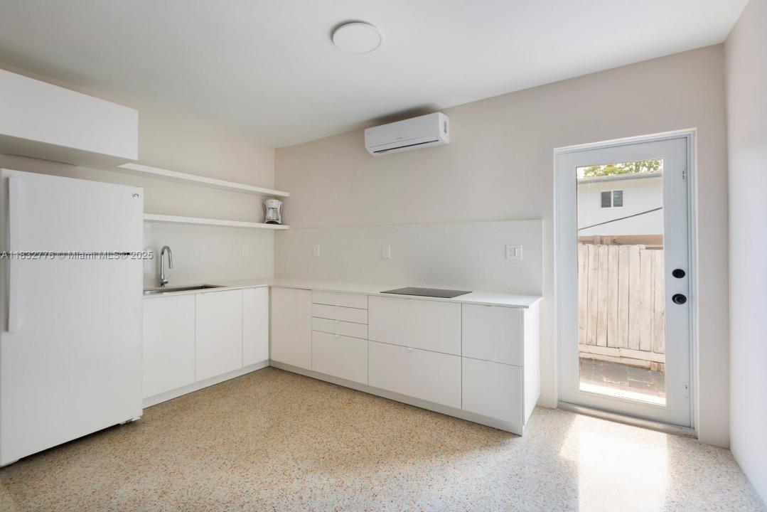 7800 NE 10th Ct 3, Miami, Floride 33138, États-Unis