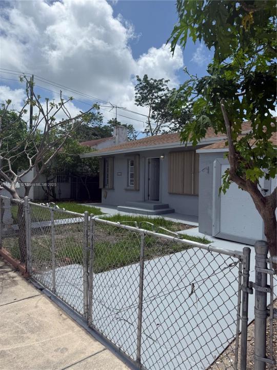 Miami, Флорида 33145, Соединенные Штаты