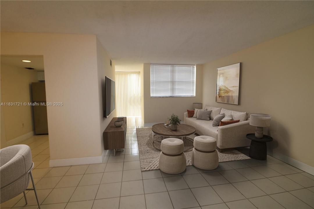 9410 W Flagler St 101-1, Miami, Florida 33174, Estados Unidos