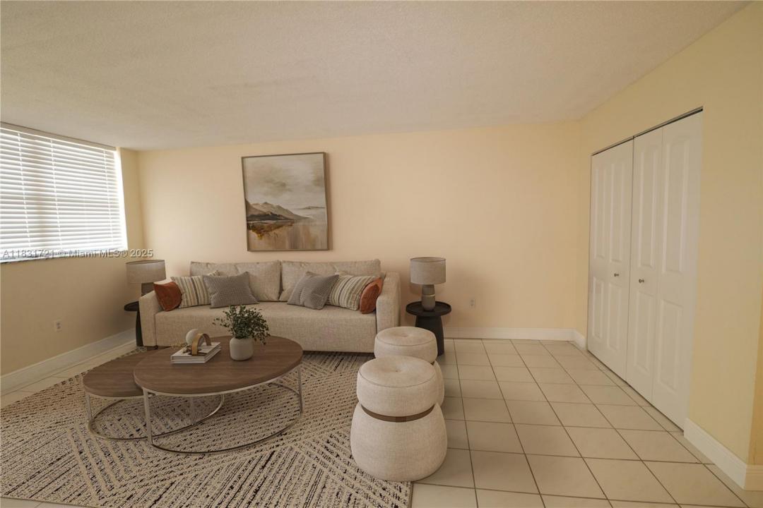 9410 W Flagler St 101-1, Miami, Florida 33174, Estados Unidos