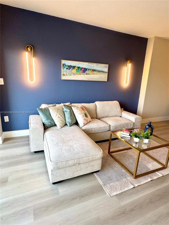 300 Bayview Dr 1801, Sunny Isles Beach, פלורידה 33160, ארצות הברית של אמריקה 