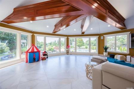 42 Old Neck Road S, Brookhaven, 纽约州 11934, 美国