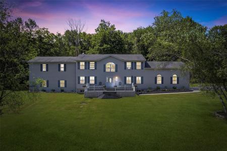 97 Pittaluga Drive, Thompson, Nueva York 12701, Estados Unidos