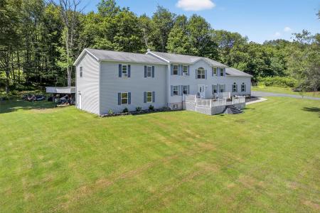 97 Pittaluga Drive, Thompson, Nueva York 12701, Estados Unidos