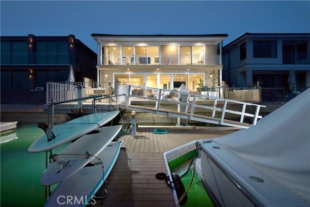 Linda, Newport Beach, California 92660, Stati Uniti