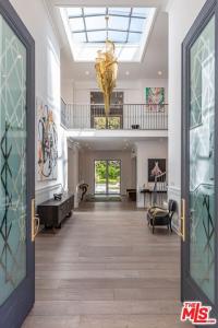 N Norman Place, Los Angeles, كاليفورنيا 90049, الولايات المتحدة