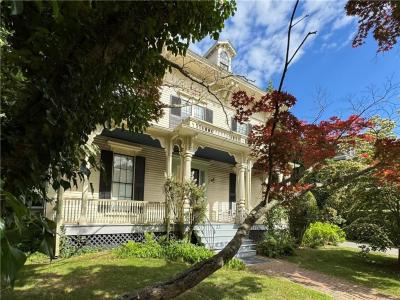 33 Kay Street, Newport, Rhode Island 02840