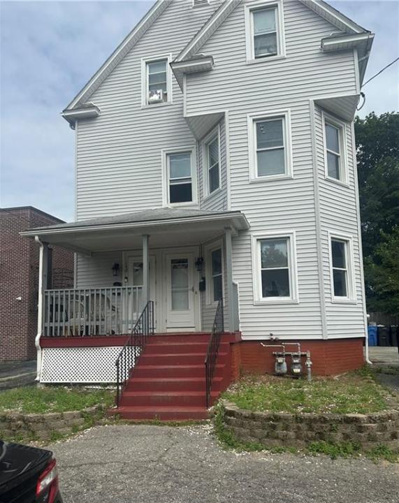 142 Orchard Street, Cranston, Rhode Island 02910, Estados Unidos