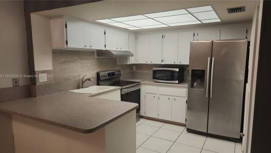 16 Toledo Ct 3-38, Davie, Florida 33324, USA