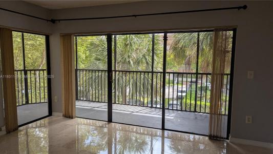 491 Ives Dairy Rd 306-5, Miami, Florida 33179, USA