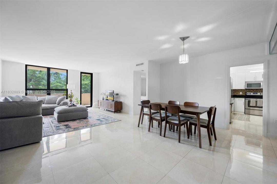 10185 Collins Ave 306, Bal Harbour, 佛罗里达州 33154, 美国