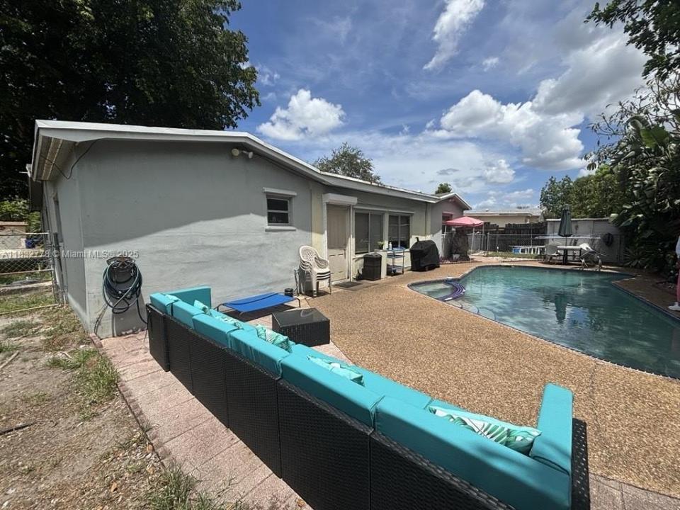 132 NW 80TH AVE, Margate, Florida 33063, Stati Uniti