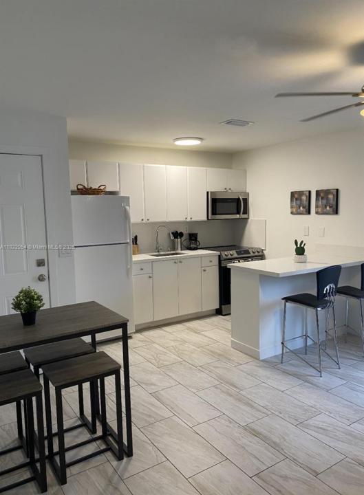 3015 NW 132nd Ter 1, Opa-Locka, 佛罗里达州 33054, 美国