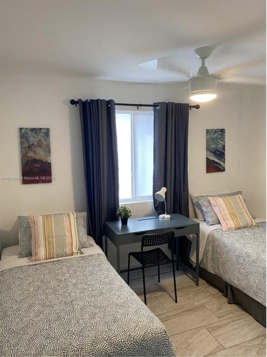 3015 NW 132nd Ter 1, Opa-Locka, 佛罗里达州 33054, 美国