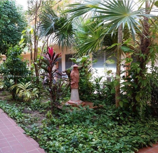 1050 Pennsylvania Ave 12-A, Miami Beach, Florida 33139