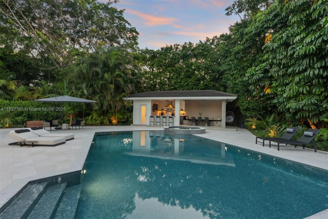 4800 Bay Point Rd, Miami, Florida 33137, Estados Unidos