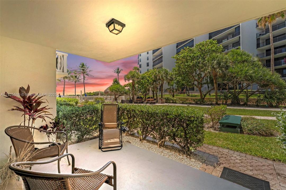 1169 Hillsboro Mile 111, Hillsboro Beach, Florida 33062, Estados Unidos