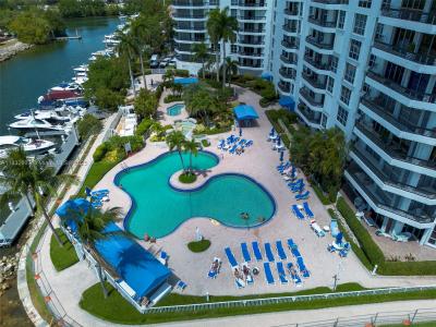 3530 Mystic Pointe Dr 2207, Aventura, Florida 33180, USA