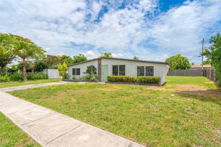 6117 NW 9th St, Margate, Florida 33063, USA