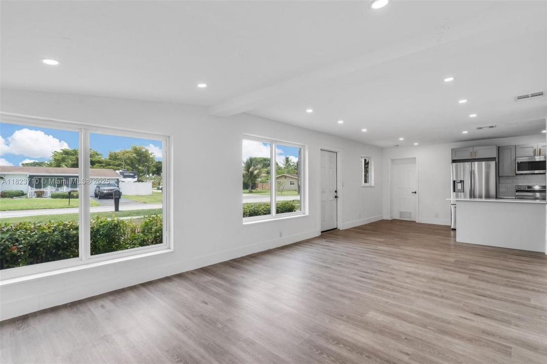 6117 NW 9th St, Margate, فلوريدا 33063, الولايات المتحدة