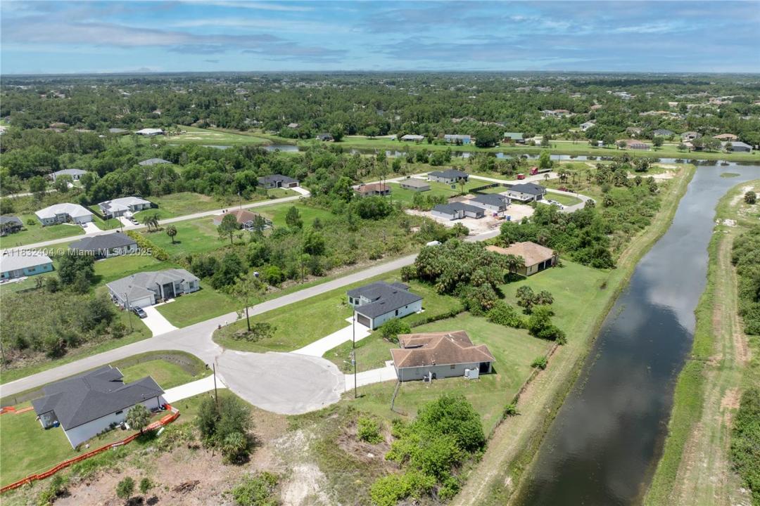 2601 Karen CIR, Lehigh Acres, Florida 33971