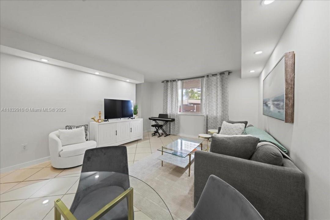 540 Brickell Key Dr 412, Miami, Florida 33131, Estados Unidos
