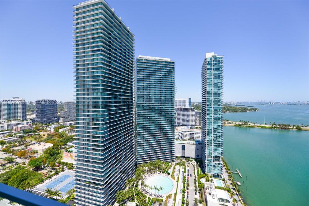 650 NE 32nd St 4301, Miami, Flórida 33137, Estados Unidos