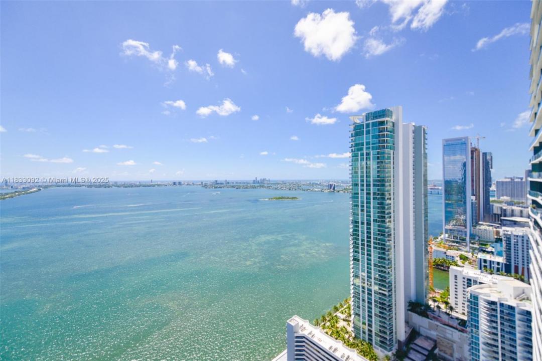 650 NE 32nd St 4301, Miami, Flórida 33137, Estados Unidos