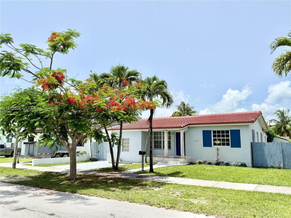 2145 SW 26th St, Miami, פלורידה 33133, ארצות הברית של אמריקה 