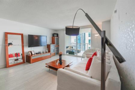 1200 Brickell Bay Dr 3514, Miami, Florida 33131, USA
