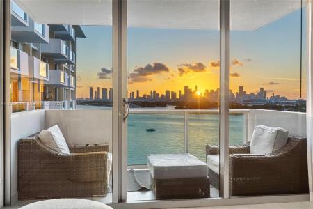 1000 West Ave 520, Miami Beach, Florida 33139, USA