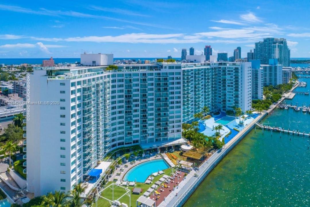 1000 West Ave 520, Miami Beach, Florida 33139, USA